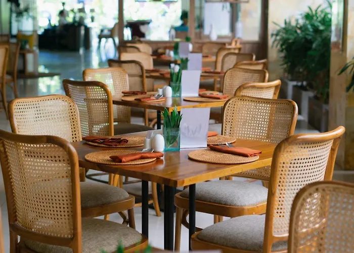 Crystalkuta - Bali Hotel