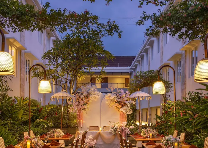 Crystalkuta - Bali Hotel